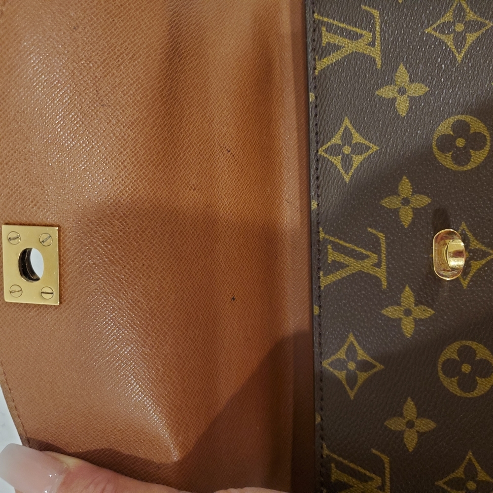 Louis Vuitton RARE vintage 🥳3X HOST PICK🥳Malesherbes Kelly Satchel - Picture 10 of 16
